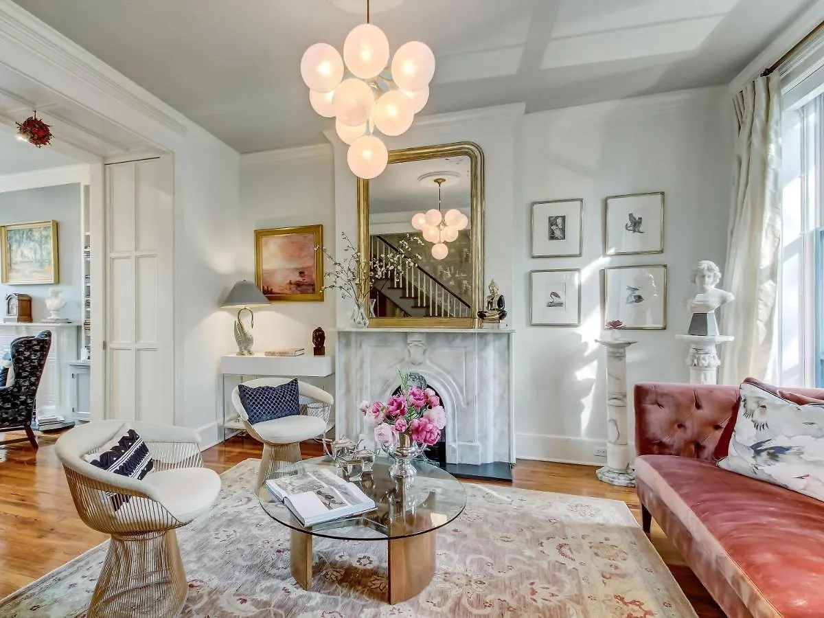 The Laroche Estate On Pulaski Square Savannah United States